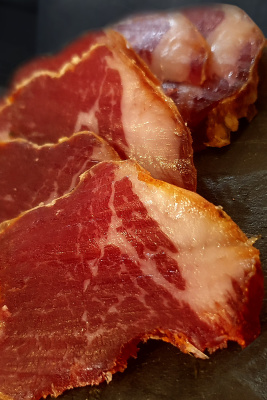  Lomito 100% Ibérico de Bellota de Presa Ibérica o  Presa Ibérica Curada de Guijuelo (Salamanca)